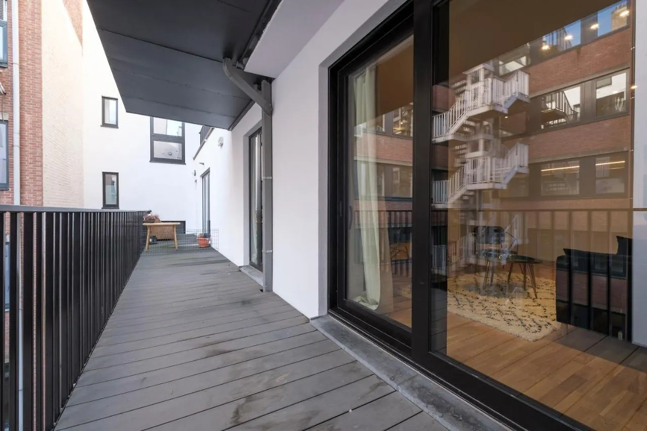 Fabulous Housings 2 Steps From Cee Lejlighed Bruxelles Belgien